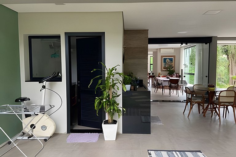 Cozy House with 3 Suites in Glória – Joinville