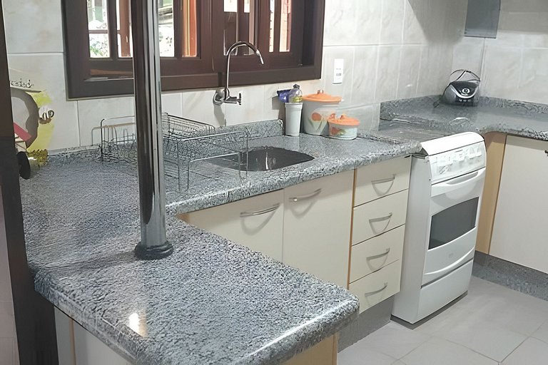 Casa Aconchegante com Vista para o Centro de Campo Alegre