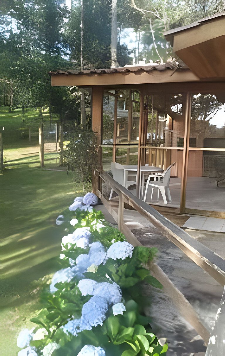 Cozy House with City View – Campo Alegre