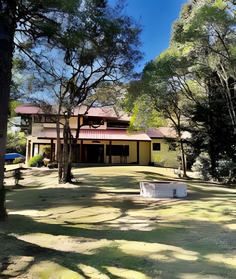Casa dos Pássaros: Espaço e Conforto em Campo Alegre