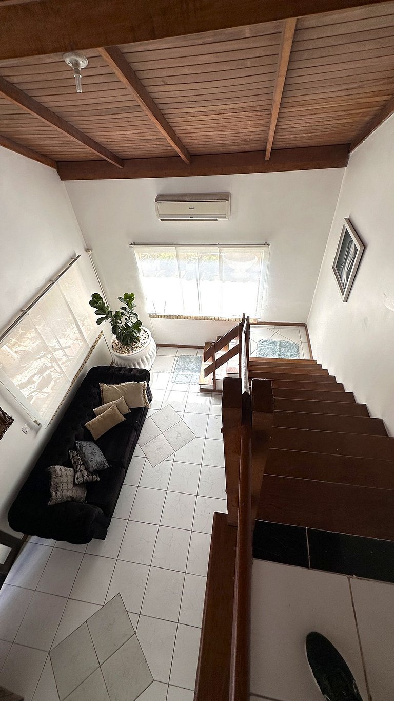 House with Pool near Ferris Wheel – Balneário Camboriú