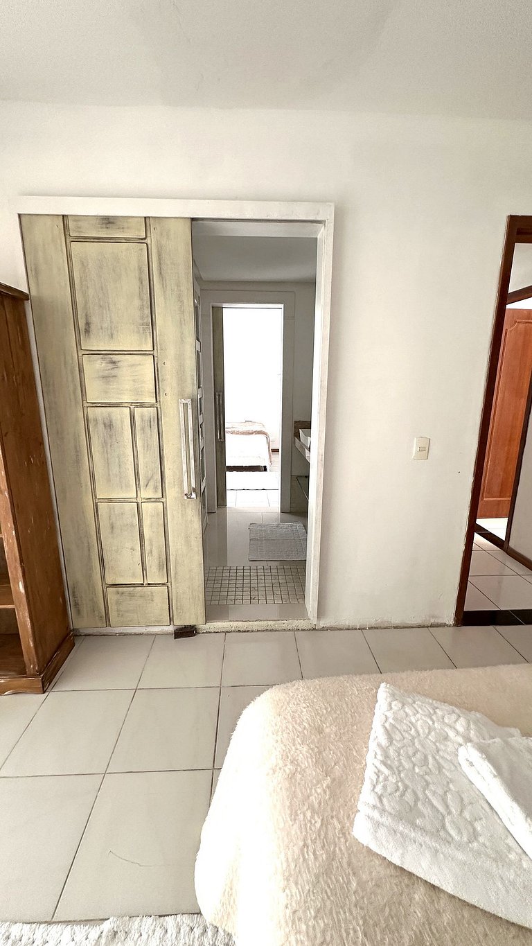 Casa con piscina cerca de la Rueda – Balneário Camboriú