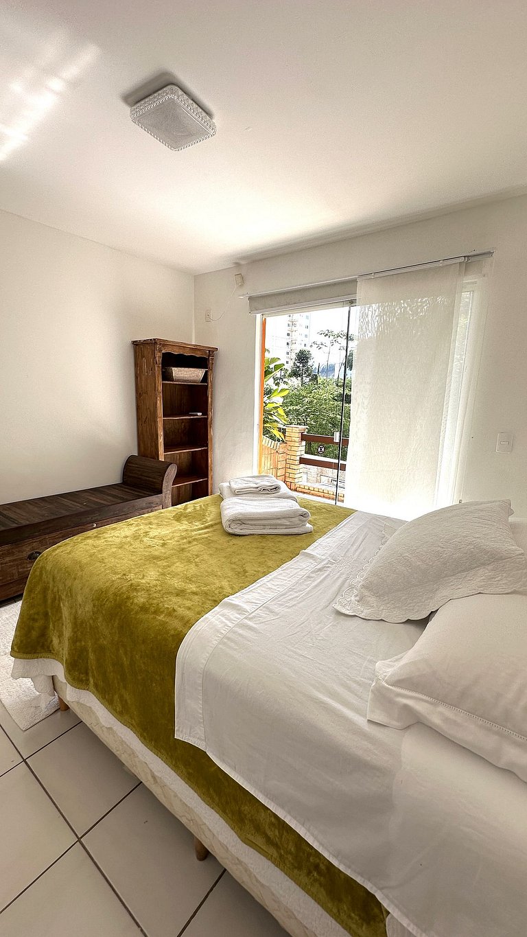 Casa con piscina cerca de la Rueda – Balneário Camboriú