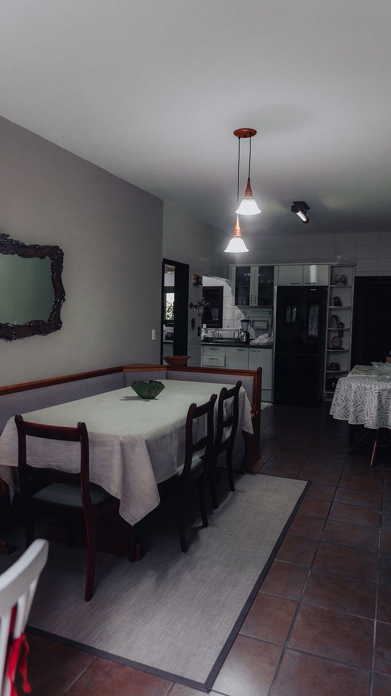 Casa dos Pássaros: Espaço e Conforto em Campo Alegre