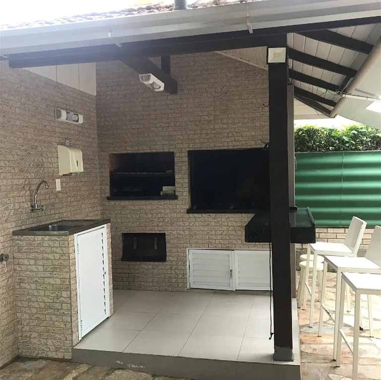 Beachfront House w/ Pool Near Beto Carrero – Penha