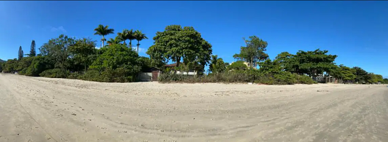 Casa frente al mar c/ piscina cerca de Beto Carrero