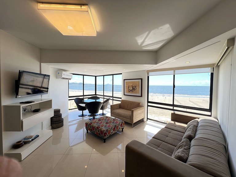 Departamento frente al mar en Barra Sul – Camboriú