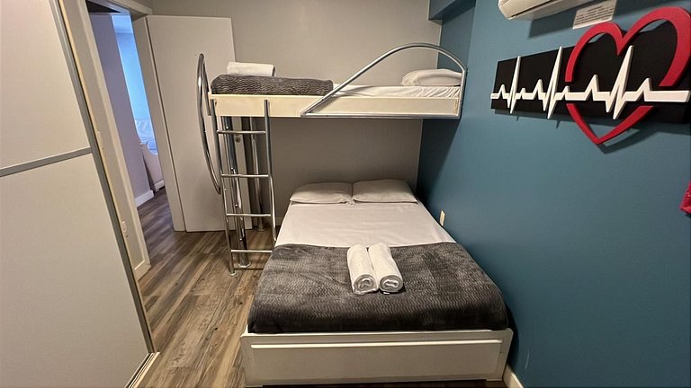 Vacation rental apartment in downtown Balneário Camboriú