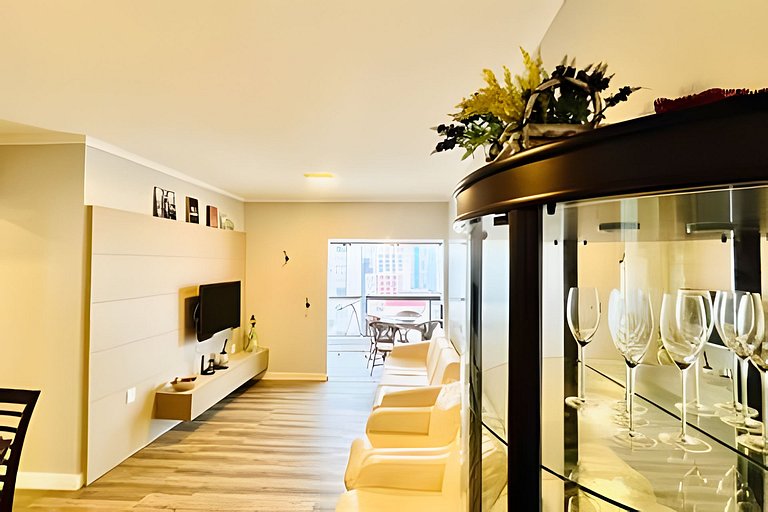 CURTA! |128| Apartamento Central | Av. Brasil