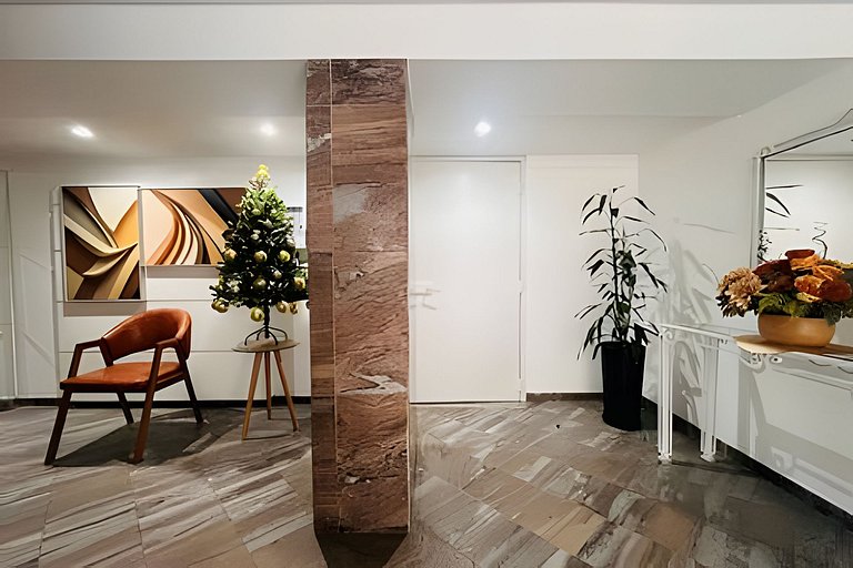 CURTA! |197| Apê Central 2 Quartos | 150m Praia