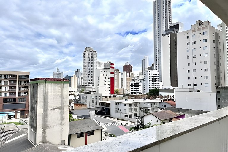 Estilo Tok&Stok 3 Quartos Churrasqueira |CURTA195