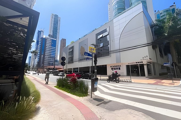 CURTA!|186| 2Q Barra Norte| Vista Roda Gigante