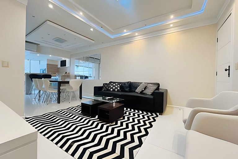 Spacious with Barbecue Grill| Central 3 Bedrooms |ENJOY164