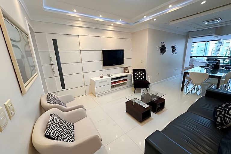 Amplo com Churrasqueira| Central 3Q |CURTA164