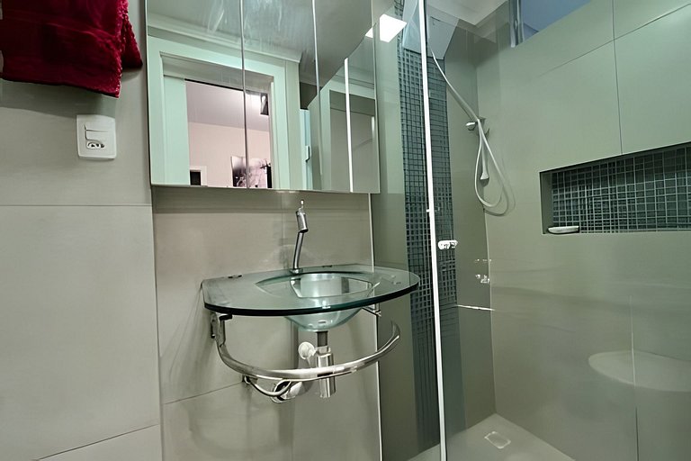 CURTA! Apartment with 2 bedrooms 2 bathrooms in front of the