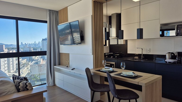 LIKE! |165| Beautiful Studio | Near Events Center