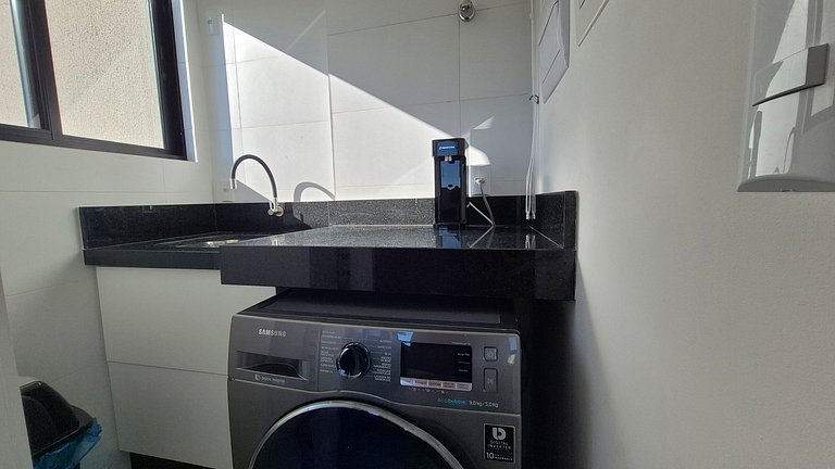 LIKE! |165| Beautiful Studio | Near Events Center