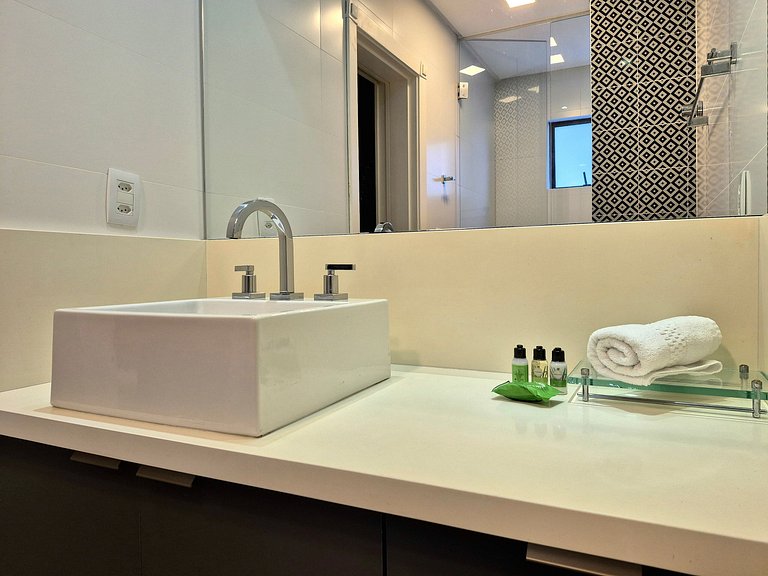 Vista Panorâmica| Elegante 3 Suítes |CURTA173