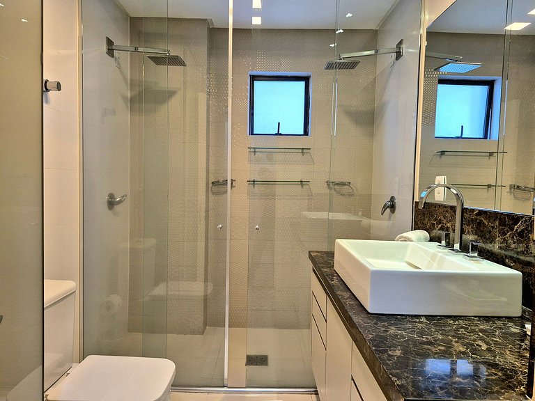 Vista Panorâmica| Elegante 3 Suítes |CURTA173