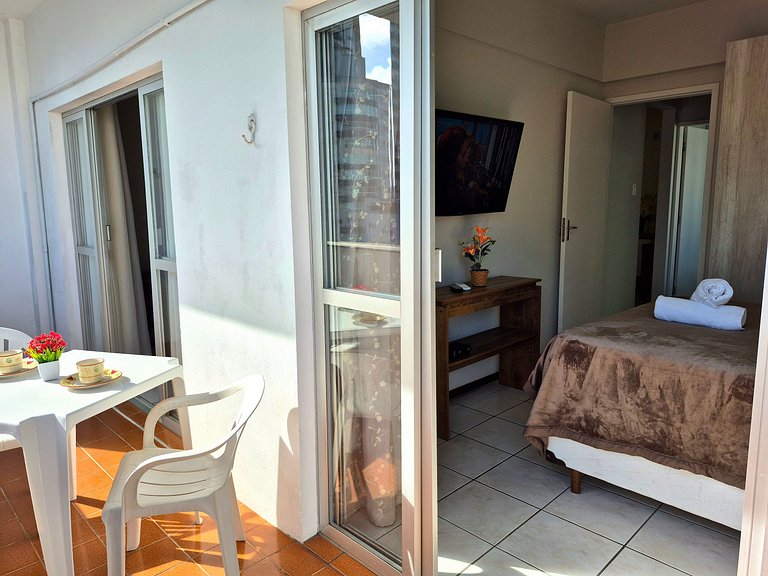 CURTA! |208| 2Q Quadra Mar no Centro de BC