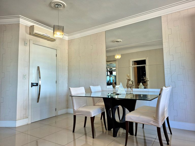 Belleville 2 Suítes Praia & Aquarium |CURTA190