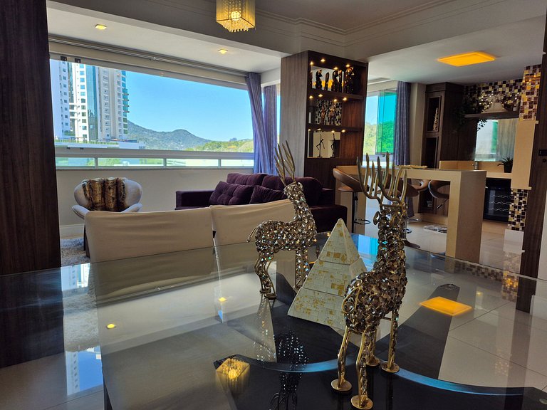 Belleville 2 Suítes Praia & Aquarium |CURTA190