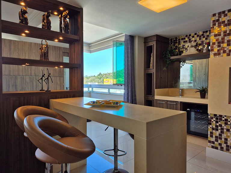 Belleville 2 Suítes Praia & Aquarium |CURTA190