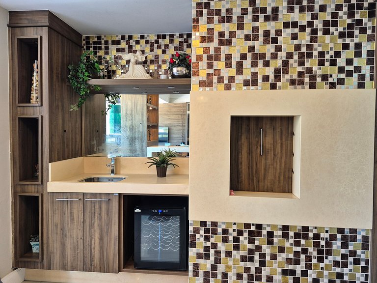 Belleville 2 Suítes Praia & Aquarium |CURTA190