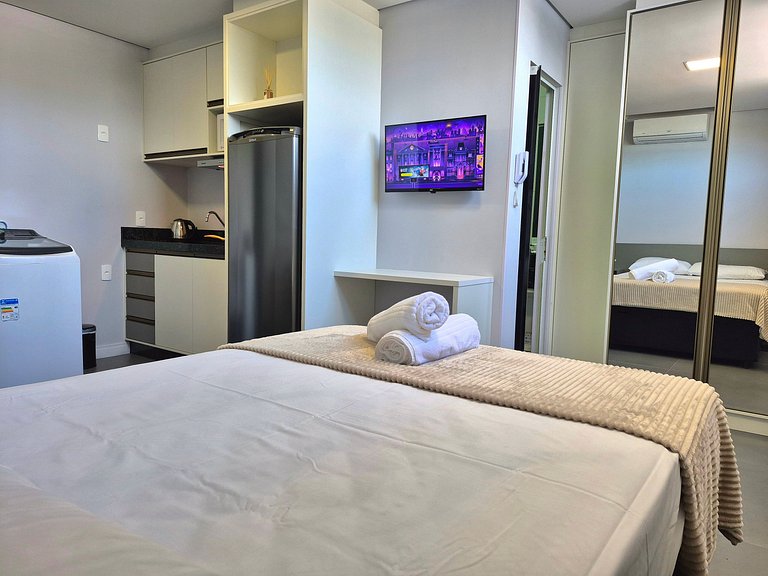 Loft Completo & Funcional na Barra BC |CURTA209