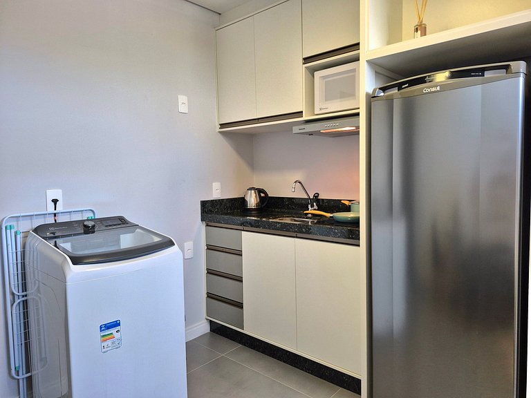 Loft Completo & Funcional na Barra BC |CURTA209