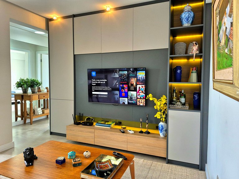 Charmoso Frente Mar Barra Sul |2 Quartos |CURTA163