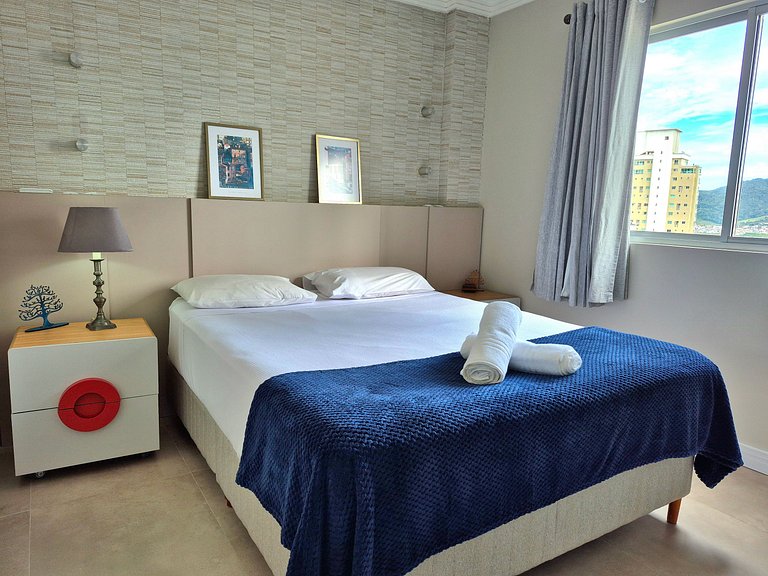 Charmoso Frente Mar Barra Sul |2 Quartos |CURTA163