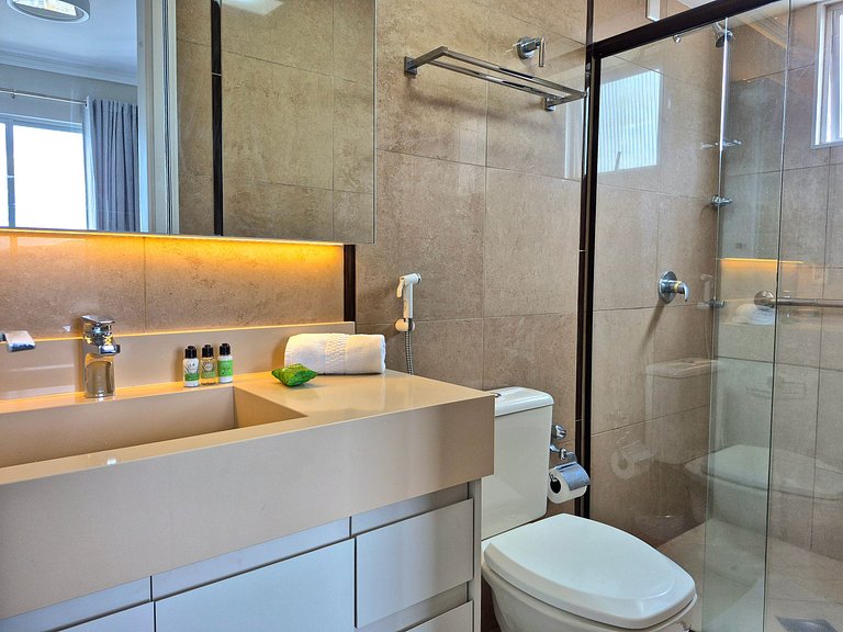 CURTA! |163| Charmoso frente mar | Barra Sul