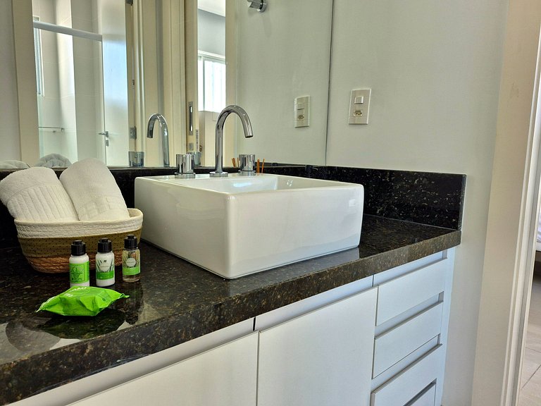 2 Vagas Espaçoso 3 Quartos Churrasqueira |CURTA167