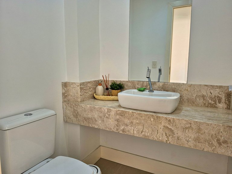 CURTA! | 167 | Amplo | 3 Q | Churrasqueira | 2 Vg