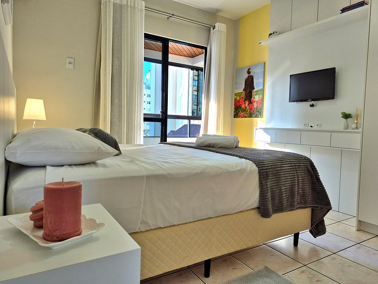 LIKE! | 210 | 3 Bedrooms | Gourmet Balcony | Downtown