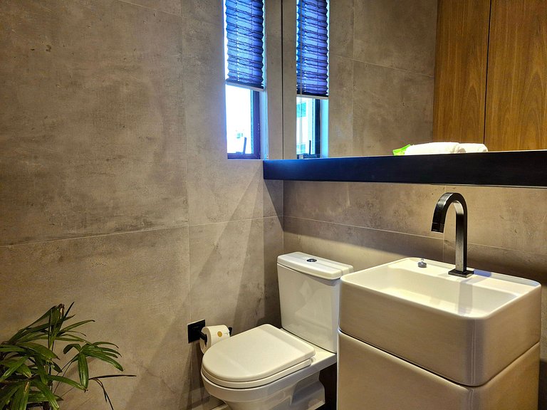 Elegante 4 Suítes | Quadra & Vista Mar |CURTA211