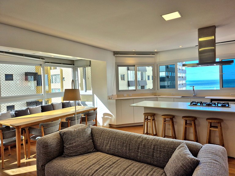 Elegante 4 Suítes | Quadra & Vista Mar |CURTA211