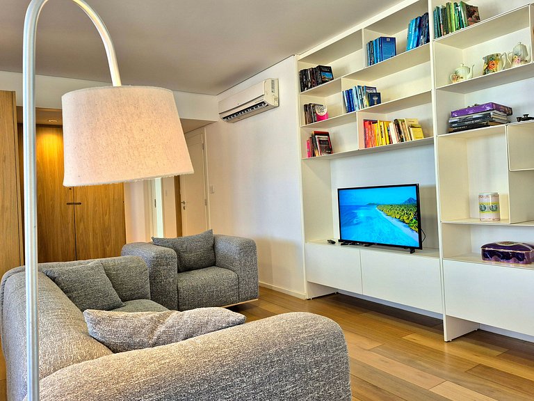 Elegante 4 Suítes | Quadra & Vista Mar |CURTA211