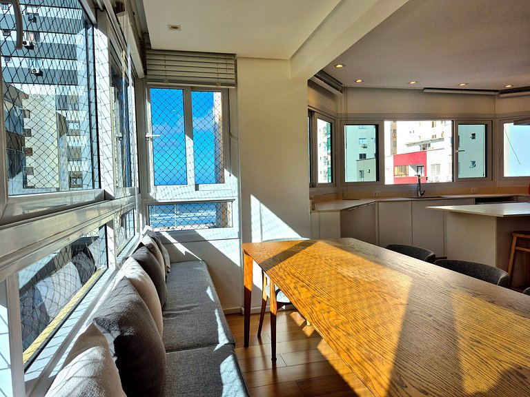 CURTA!|211| Elegante 4 Suítes | Quadra & Vista Mar