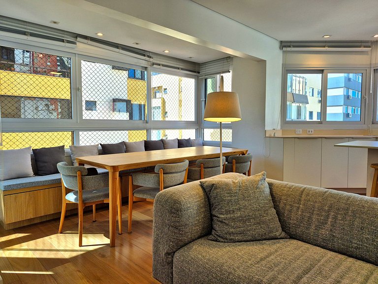 Elegante 4 Suítes | Quadra & Vista Mar |CURTA211