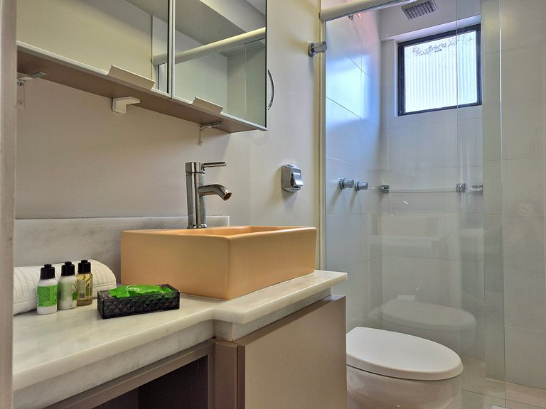 CURTA!|212| 100m da Praia | 4 Quartos | Quadra Mar