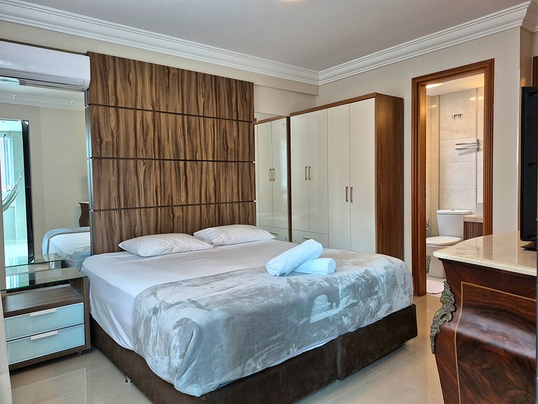 CURTA!|214| 2 Suítes | Sacada com Churrasqueira