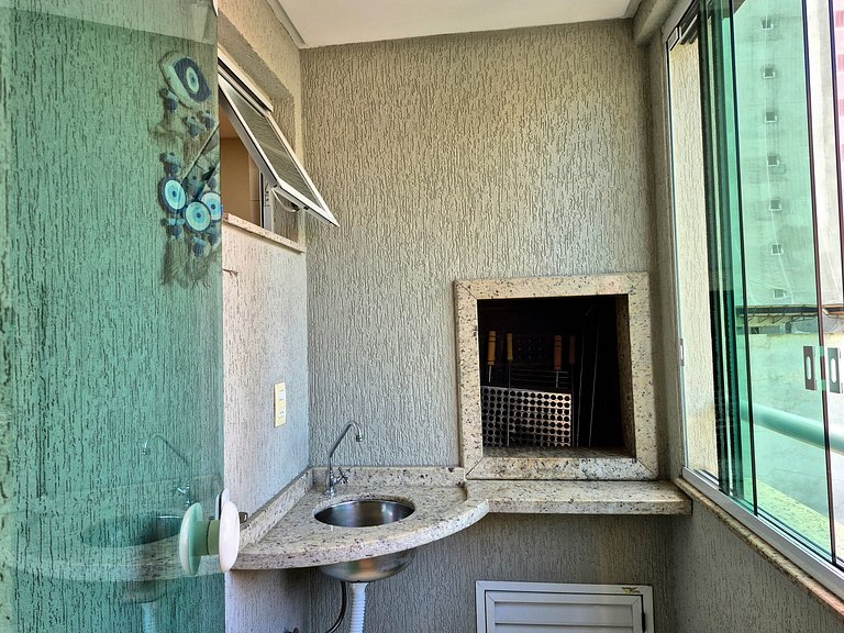 Sacada com Churrasqueira| 2 Suítes |CURTA214