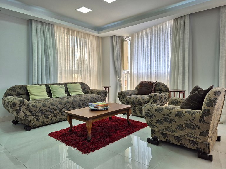 Sofisticado & Espaçoso 3 Suítes Central |CURTA175