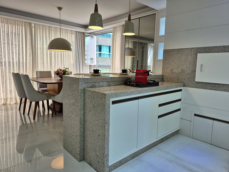 Sofisticado & Espaçoso 3 Suítes Central |CURTA175