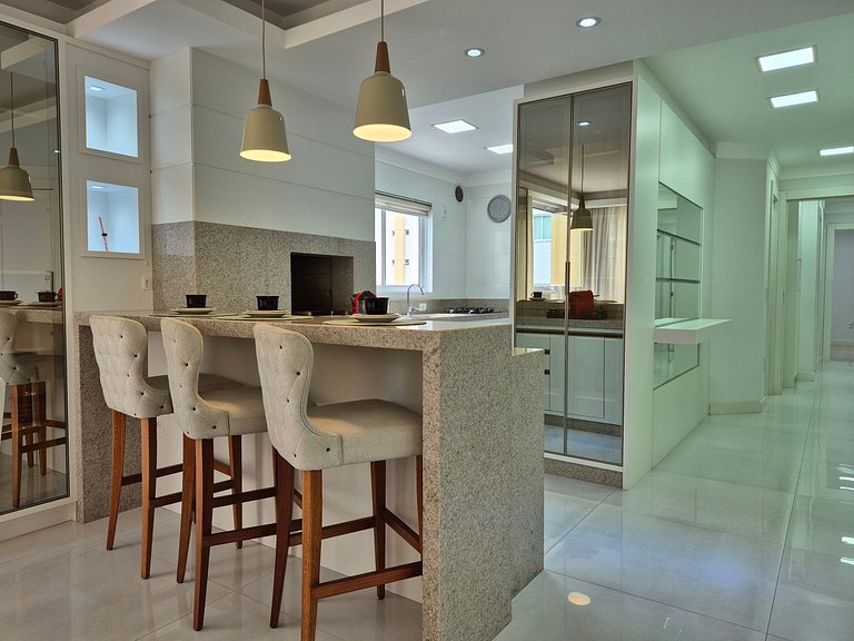 CURTA! | 175 | Sofisticado e Espaçoso | 3 Suítes