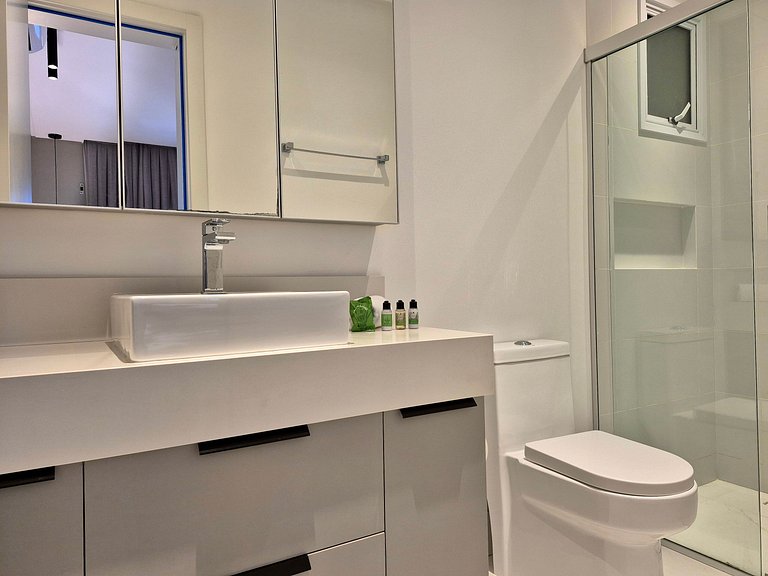 CURTA!|137| Brava Arts 2 suítes | Casal