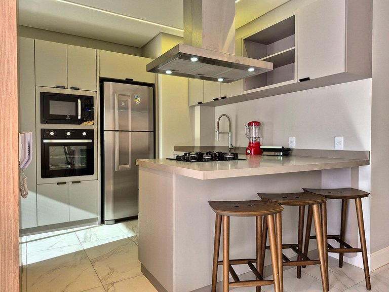 CURTA!|137| Brava Arts 2 suítes |Passos do Mar