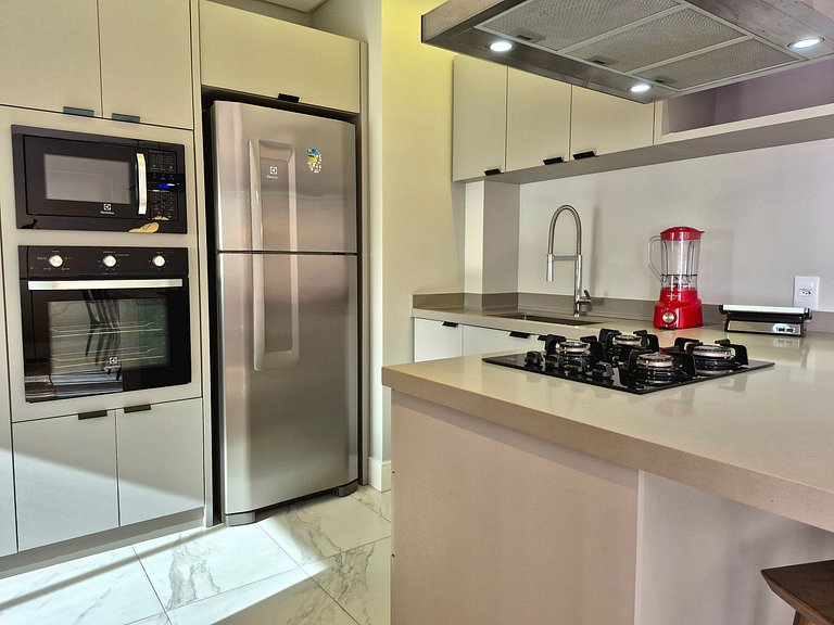 CURTA!|137| Brava Arts 2 suítes | Casal